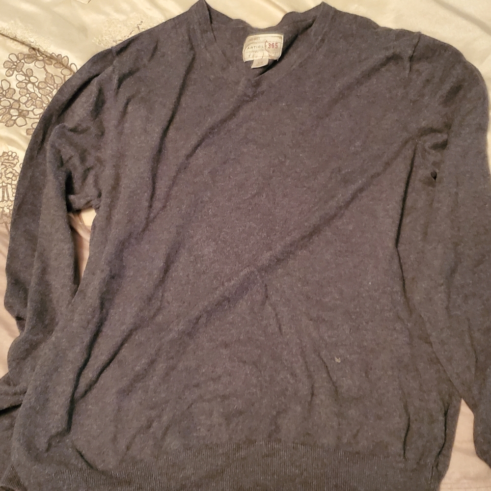 Grey sweater